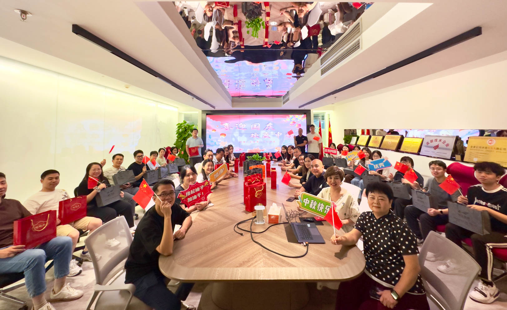 企业活动｜安博(中国)装饰2025年喜迎国庆，欢度中秋